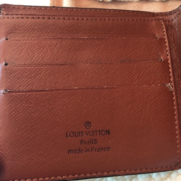 Louis Vuitton Wallet - Picture 4 of 8